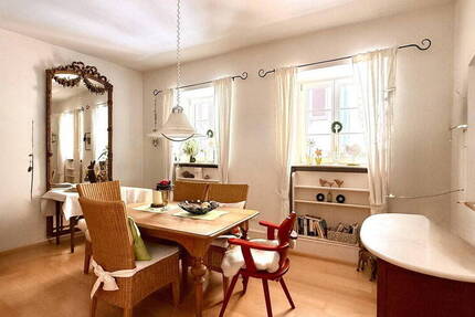 Wohnung Staufen im Breisgau Staufen - 4 Zimmer, 121 m&sup2;, 1.600&euro; | Angebot:25909513