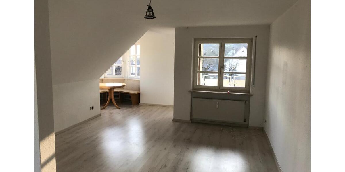 Dachgeschoßwohnung Trebgast - 3.5 Zimmer, 101 m&sup2;, 750&euro; | Angebot:24525570