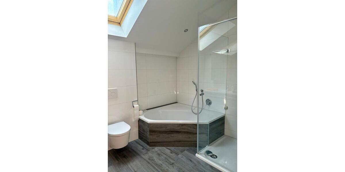 Dachgeschoßwohnung Remseck am Neckar - 2 Zimmer, 70 m&sup2;, 1.120&euro; | Angebot:24839465