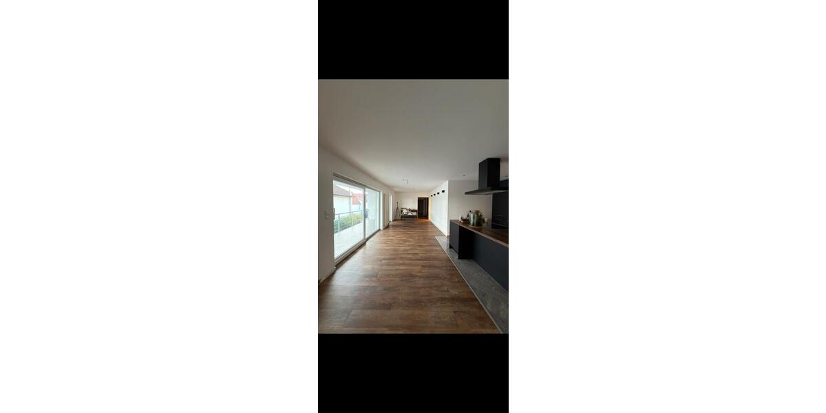 Etagenwohnung Bellheim - 6 Zimmer, 196 m&sup2;, 2.294&euro; | Angebot:24445922