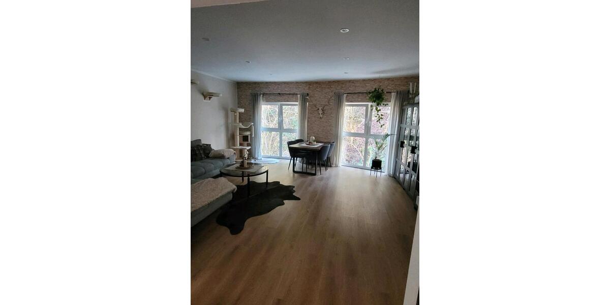 Etagenwohnung Nettersheim - 4 Zimmer, 120 m&sup2;, 1.100&euro; | Angebot:26623775