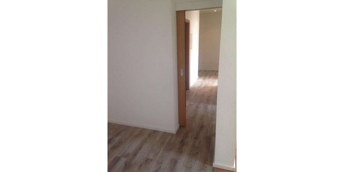 Etagenwohnung Grimma - 2 Zimmer, 53 m&sup2;, 345&euro; | Angebot:25884195