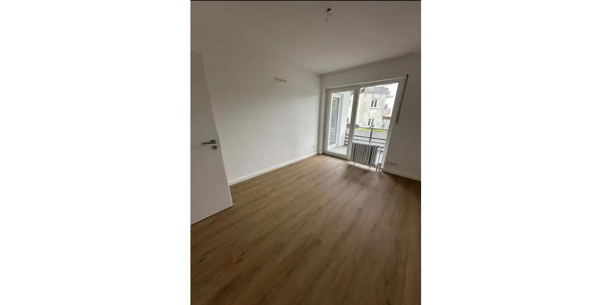 Etagenwohnung Herford - 3 Zimmer, 76 m&sup2;, 900&euro; | Angebot:26066576