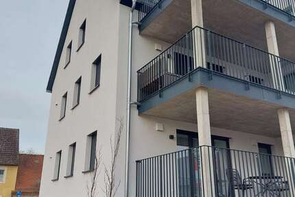 Wohnung Wassertrüdingen - 2 Zimmer, 77 m&sup2;, 900&euro; | Angebot:25373181