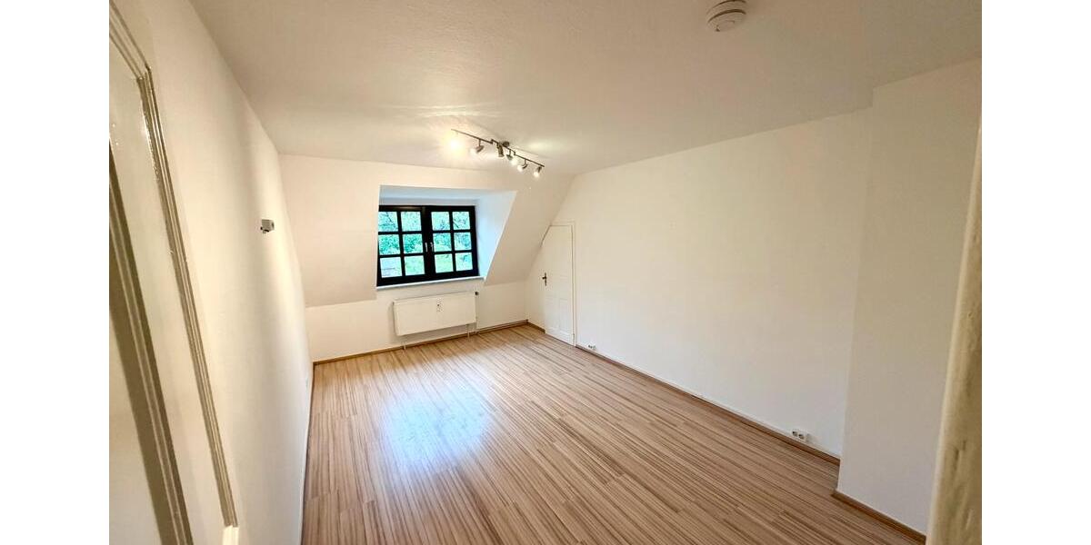 Dachgeschoßwohnung Amt Neuhaus - 3.5 Zimmer, 80 m&sup2;, 450&euro; | Angebot:26632953