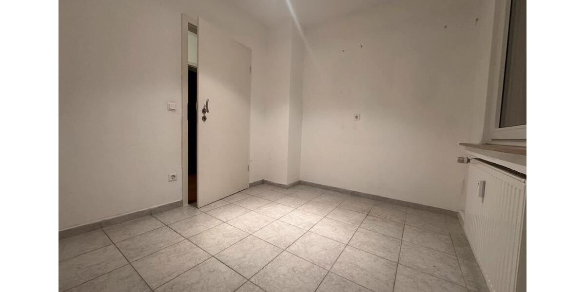 Etagenwohnung Radevormwald - 4 Zimmer, 76 m&sup2;, 570&euro; | Angebot:26119861