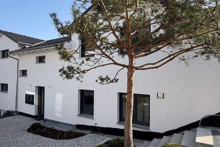 Wohnung Sipplingen - 3 Zimmer, 101 m&sup2;, 1.950&euro; | Angebot:25668587