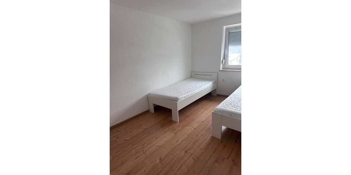 Etagenwohnung Trochtelfingen - 3 Zimmer, 85 m&sup2;, 1.000&euro; | Angebot:24476817