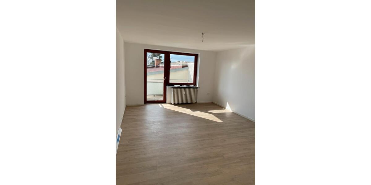 Etagenwohnung Kassel Vorderer Westen - 3 Zimmer, 70 m&sup2;, 790&euro; | Angebot:26267011