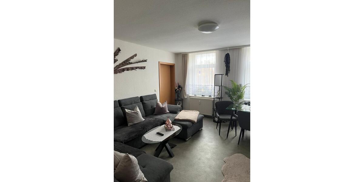 Erdgeschoßwohnung Oschersleben (Bode) - 2 Zimmer, 50 m&sup2;, 300&euro; | Angebot:25220428