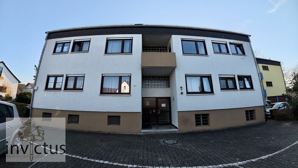 Wohlfühlen in Weinsberg – Helle 2-Zimmer-Wohnung mit Balkon & Charme!