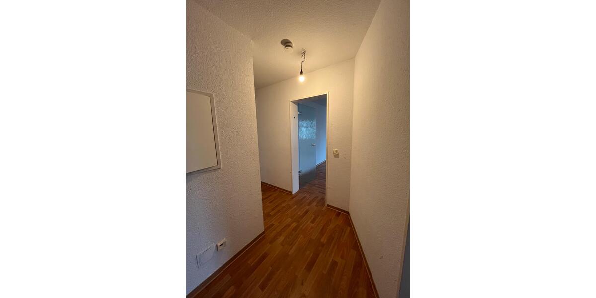 Dachgeschoßwohnung Burg - 3 Zimmer, 56 m&sup2;, 348&euro; | Angebot:25178755