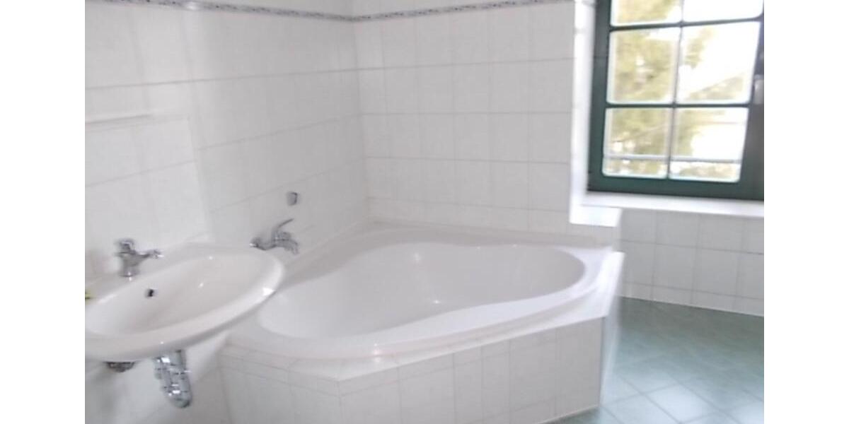 Maisonettenwohnung Oelsnitz (Erzgebirge) - 4 Zimmer, 95 m&sup2;, 570&euro; | Angebot:24804072