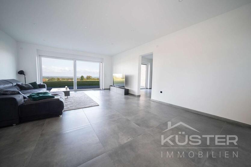 KÜSTER IMMOBILIEN präsentiert: Hochwertige 2 Zimmerwohnung für Naturliebhaber Energieeffizienz A+ zimmer