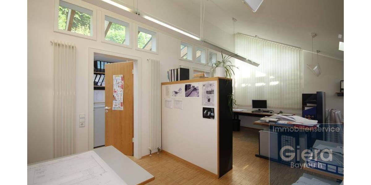 Gewerbeobjekt Warmensteinach - 5 Zimmer, 135 m&sup2;, 945&euro; | Angebot:24024973