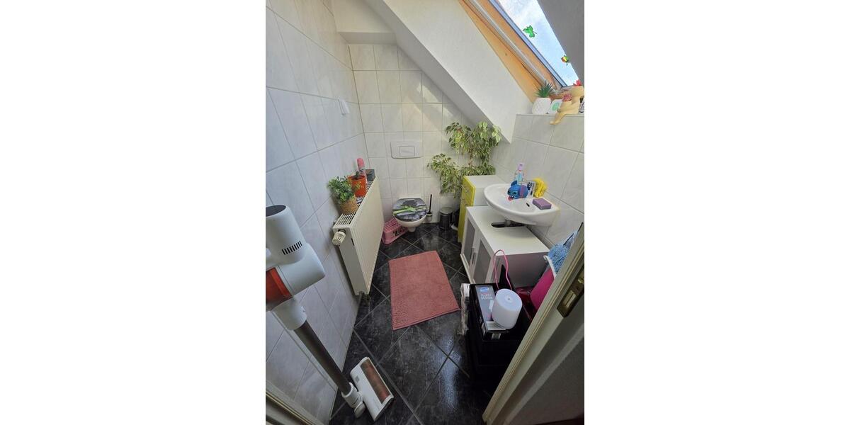 Dachgeschoßwohnung Gotha - 3 Zimmer, 70 m&sup2;, 630&euro; | Angebot:26459090