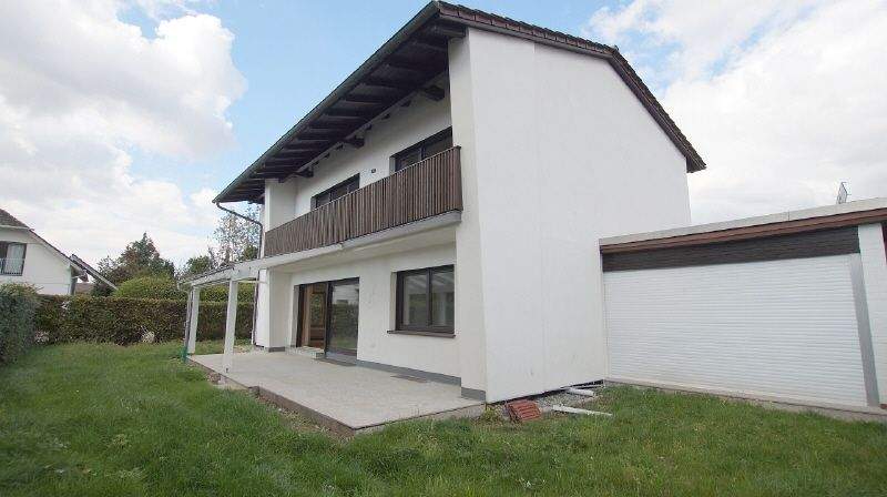 Modernisiertes Architektenhaus mit großer Südterrasse 5 zimmer