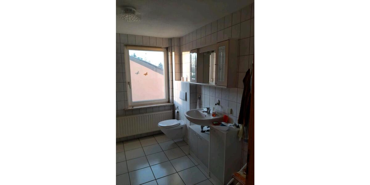 Etagenwohnung Bad Schmiedeberg - 2 Zimmer, 68 m&sup2;, 600&euro; | Angebot:24549101