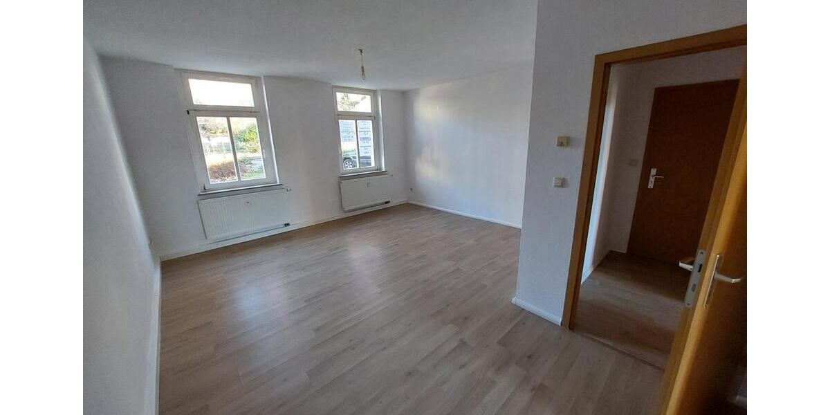 Etagenwohnung Roßwein - 1 Zimmer, 39 m&sup2;, 205&euro; | Angebot:25375179