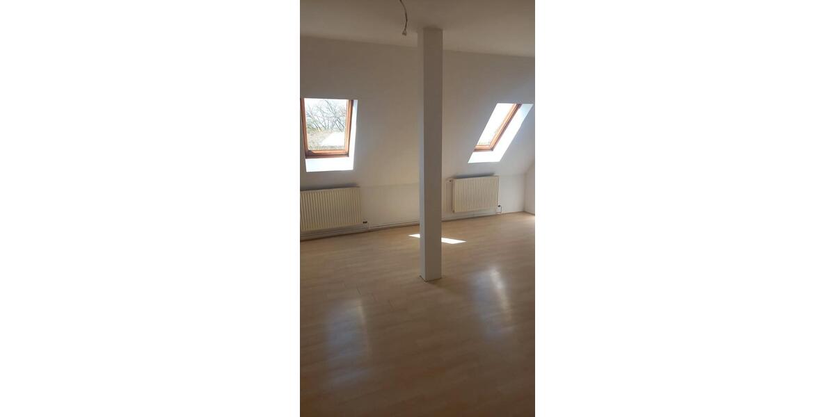 Dachgeschoßwohnung Rathenow - 3 Zimmer, 61 m&sup2;, 488&euro; | Angebot:26646808