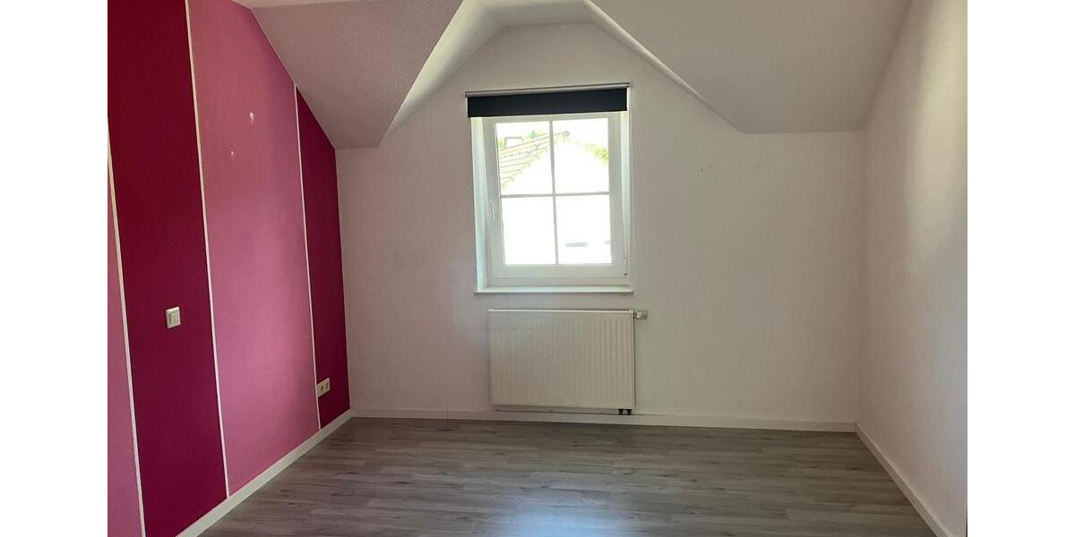 Maisonettewohnung in Saalhausen zu vermieten 4 zimmer