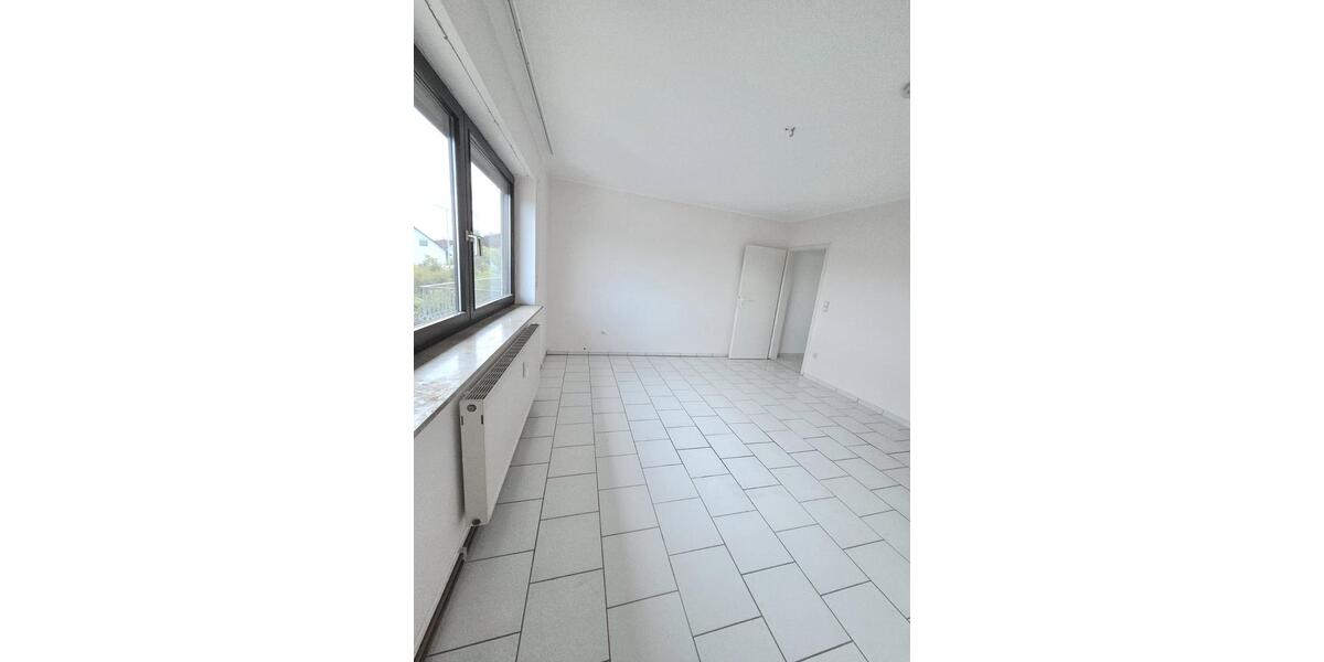 Erdgeschoßwohnung Waldbrunn - 3 Zimmer, 110 m&sup2;, 980&euro; | Angebot:26638633