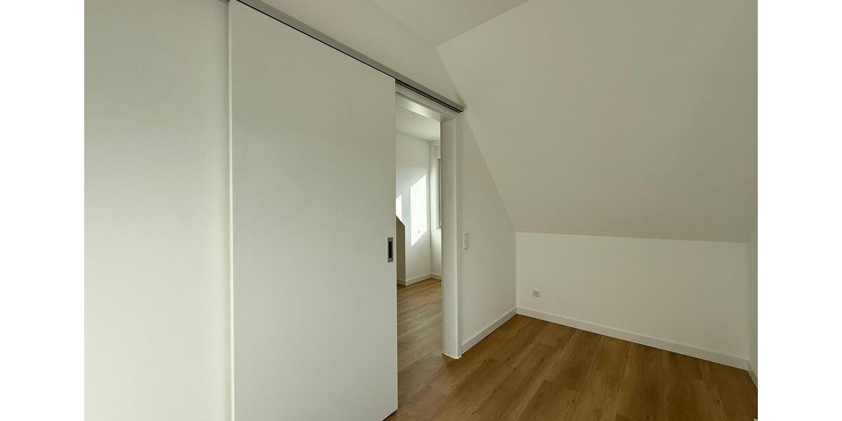 Reihenhaus Apen - 5 Zimmer, 126 m&sup2;, 1.290&euro; | Angebot:25782518