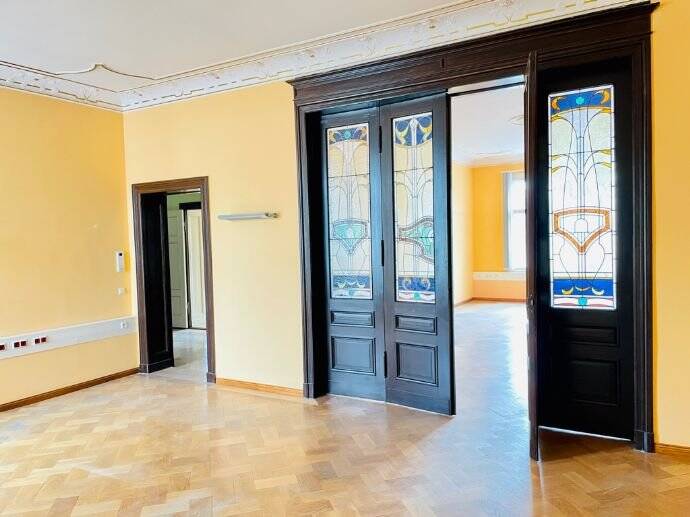 Gewerbeobjekt Guben - 6 Zimmer, 240 m&sup2;, 1.195&euro; | Angebot:19288001