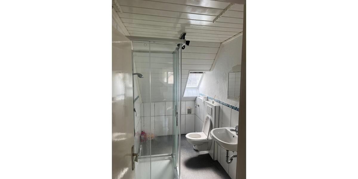 Dachgeschoßwohnung Brilon - 2 Zimmer, 65 m&sup2;, 390&euro; | Angebot:26226680