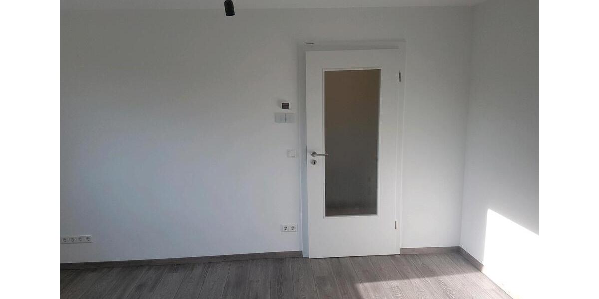 Etagenwohnung Massenbachhausen - 4 Zimmer, 85 m&sup2;, 930&euro; | Angebot:26619565
