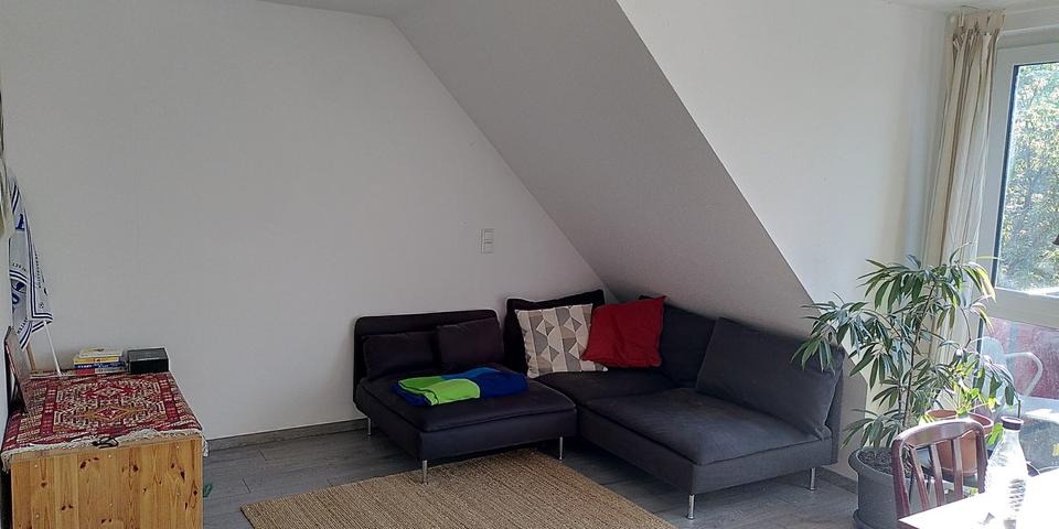Dachgeschoßwohnung Bielefeld Stieghorst - 2 Zimmer, 60 m&sup2;, 700&euro; | Angebot:26688497