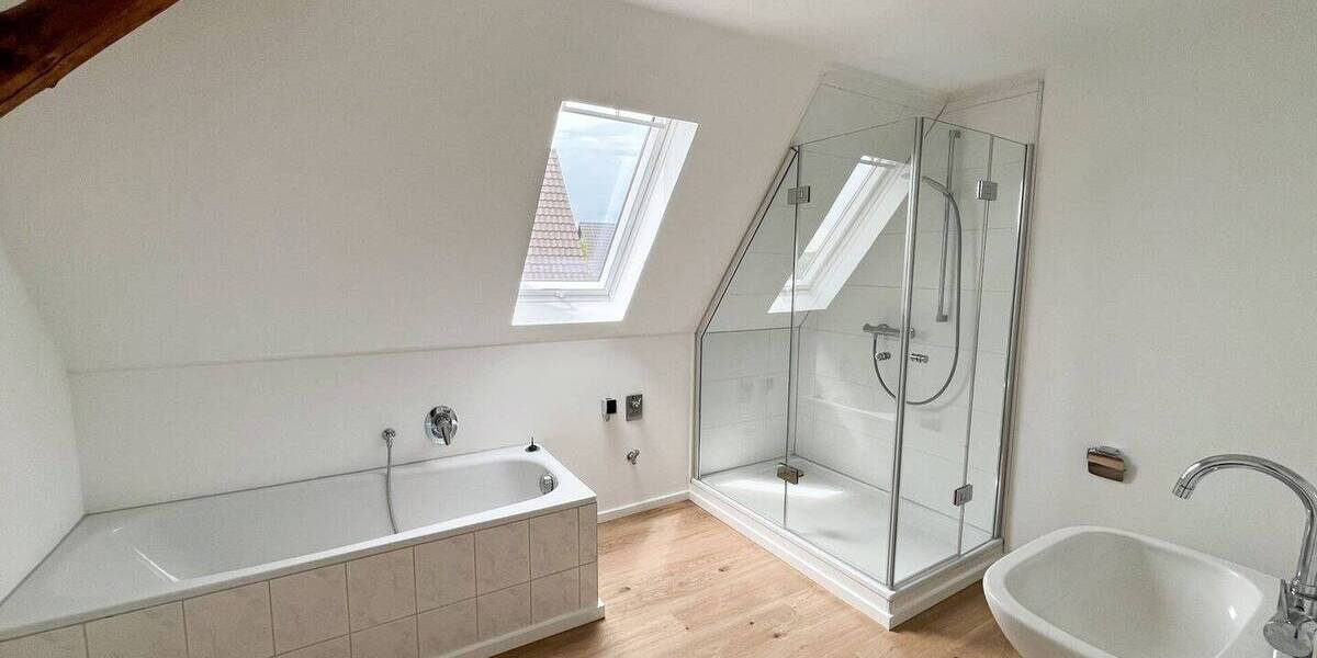 Etagenwohnung Wissen - 2 Zimmer, 91 m&sup2;, 800&euro; | Angebot:26569097