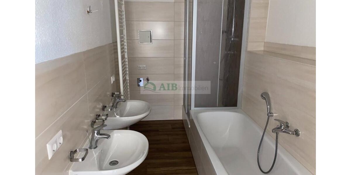 Etagenwohnung Marienberg - 4 Zimmer, 128 m&sup2;, 700&euro; | Angebot:24940993