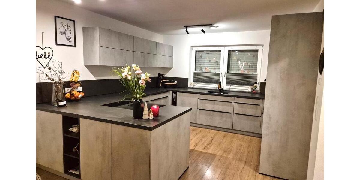 Doppelhaushälfte Mindelheim - 5 Zimmer, 170 m&sup2;, 2.150&euro; | Angebot:24107915