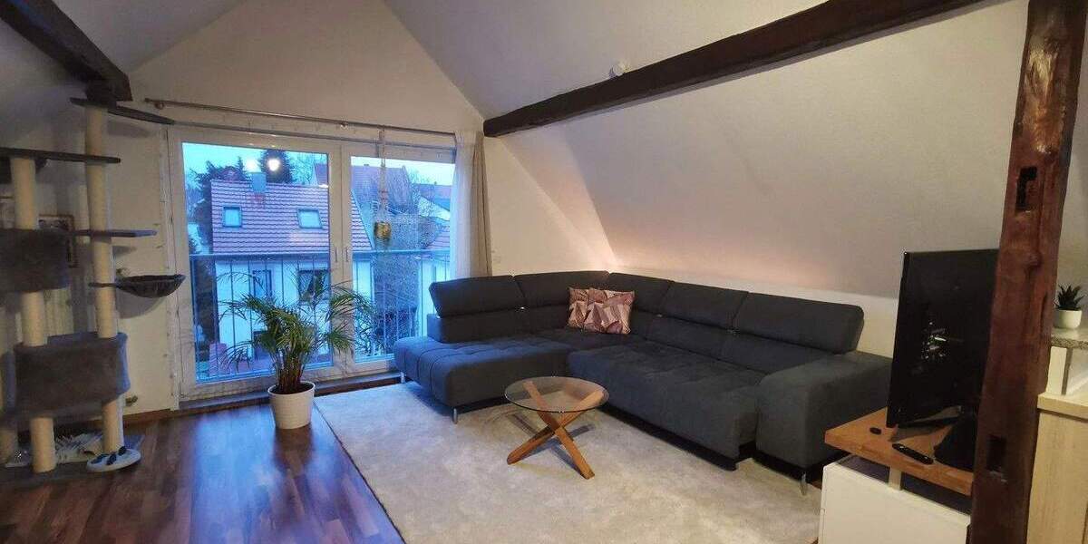 Sehr schöne Dachgeschosswohnung in Mainz-Gonsenheim mit großer Terrasse 2 zimmer