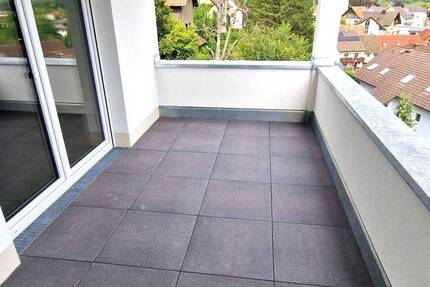 Große 3 Zimmerwohnung in perfekter Lage mit herrlicher Aussicht 3 zimmer