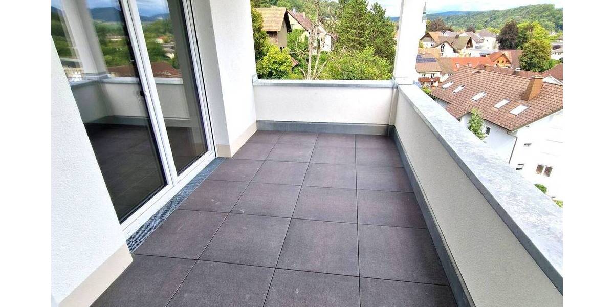 Große 3 Zimmerwohnung in perfekter Lage mit herrlicher Aussicht 3 zimmer