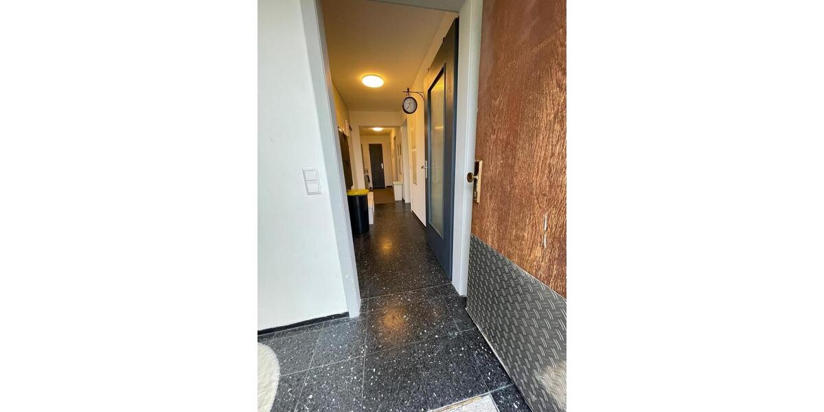 Wohnen auf Zeit Esslingen am Neckar Oberesslingen - 1 Zimmer, 20 m&sup2;, 650&euro; | Angebot:24783324