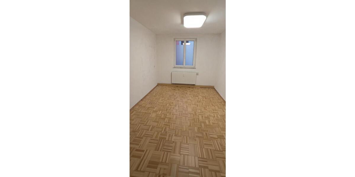 Etagenwohnung Haßfurt - 4 Zimmer, 116 m&sup2;, 1.000&euro; | Angebot:26639967