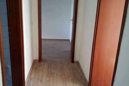 Wohnung Stendal Bahnhofsvorstadt - 2 Zimmer, 44 m&sup2;, 287&euro; | Angebot:26904103