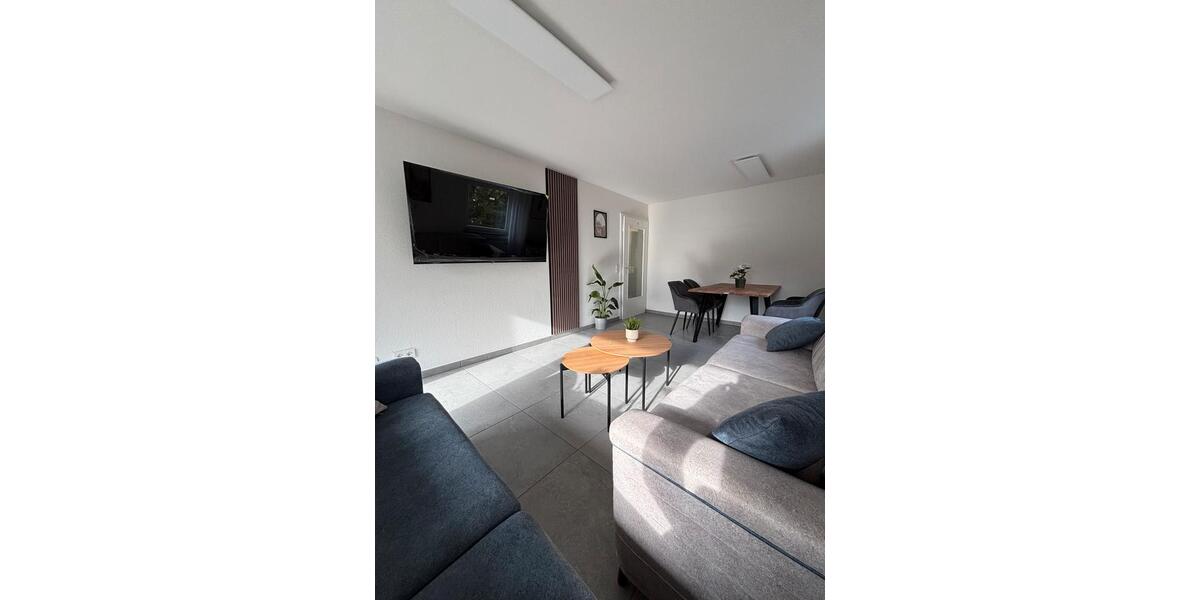 Wohnen auf Zeit Schorndorf - 3 Zimmer, 75 m&sup2;, 190&euro; | Angebot:23685846