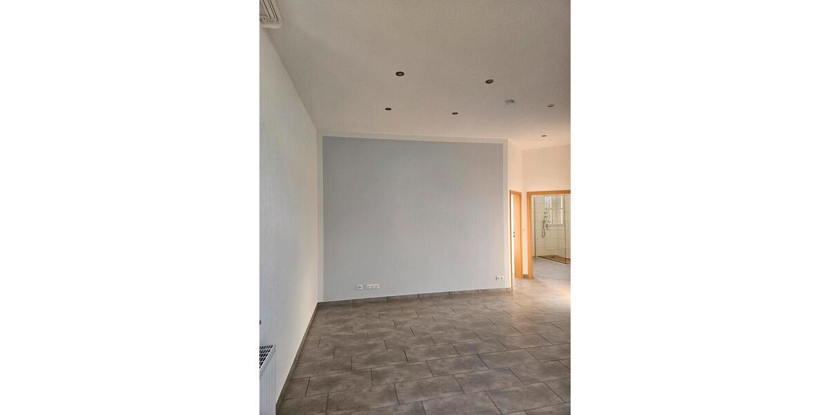 Erdgeschoßwohnung Schwarza - 2.5 Zimmer, 57 m&sup2;, 500&euro; | Angebot:26301168
