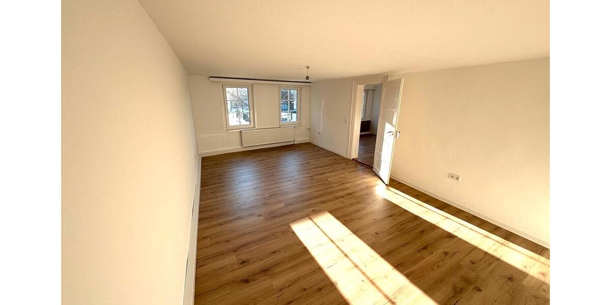 Etagenwohnung Bad Hersfeld - 3 Zimmer, 97 m&sup2;, 780&euro; | Angebot:26018258