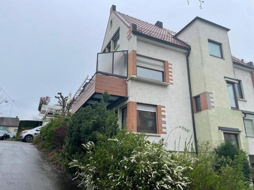 1 große Zimmer in einer 3er-WG in exklusiver Lage am S-West