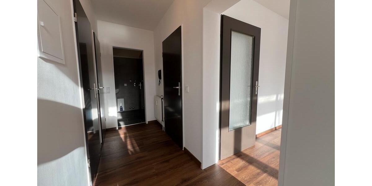 Hochparterre Delmenhorst - 2 Zimmer, 62 m&sup2;, 780&euro; | Angebot:25916817