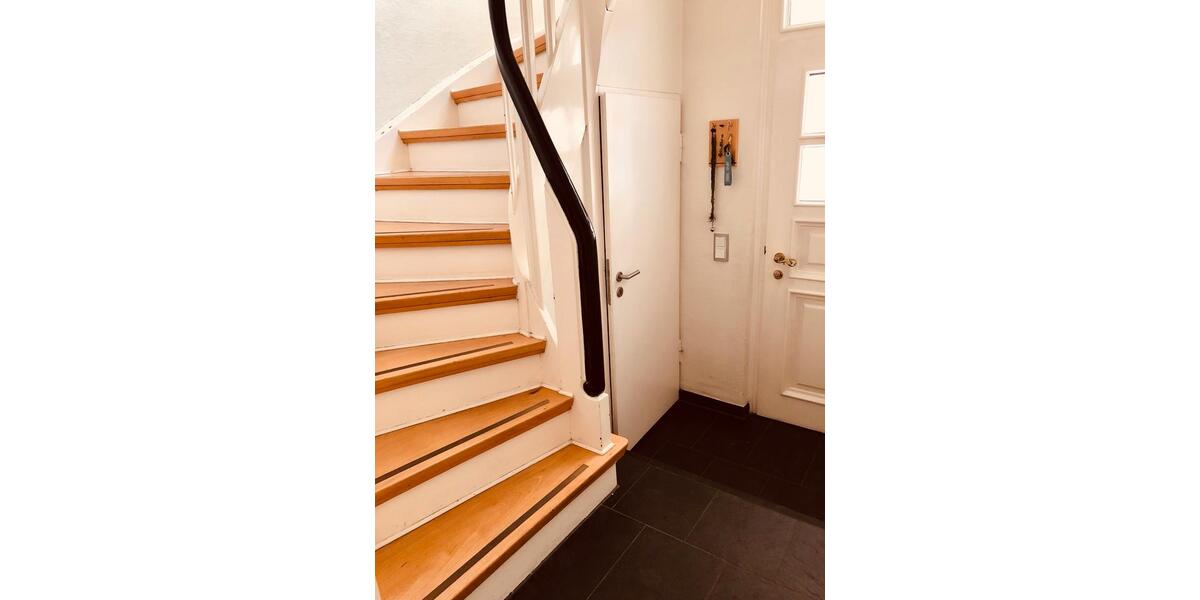 Wohnen auf Zeit Düsseldorf Stadtbezirk 5 - 3 Zimmer, 85 m&sup2;, 1.350&euro; | Angebot:25845322