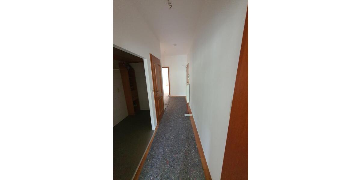 Etagenwohnung Stralsund - 3 Zimmer, 105 m&sup2;, 1.050&euro; | Angebot:25080832