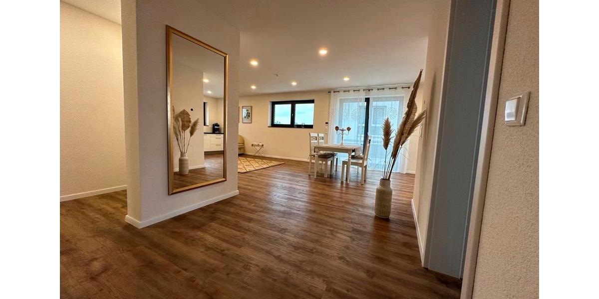 Wohnen auf Zeit Bad Friedrichshall - 3 Zimmer, 95 m&sup2;, 1.800&euro; | Angebot:24787697