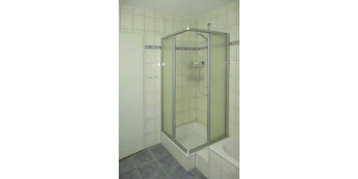 Etagenwohnung Wörth Hofsingelding - 3 Zimmer, 109 m&sup2;, 1.650&euro; | Angebot:26673173