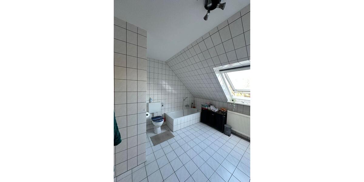 Dachgeschoßwohnung Bremervörde - 2 Zimmer, 78 m&sup2;, 680&euro; | Angebot:25547975